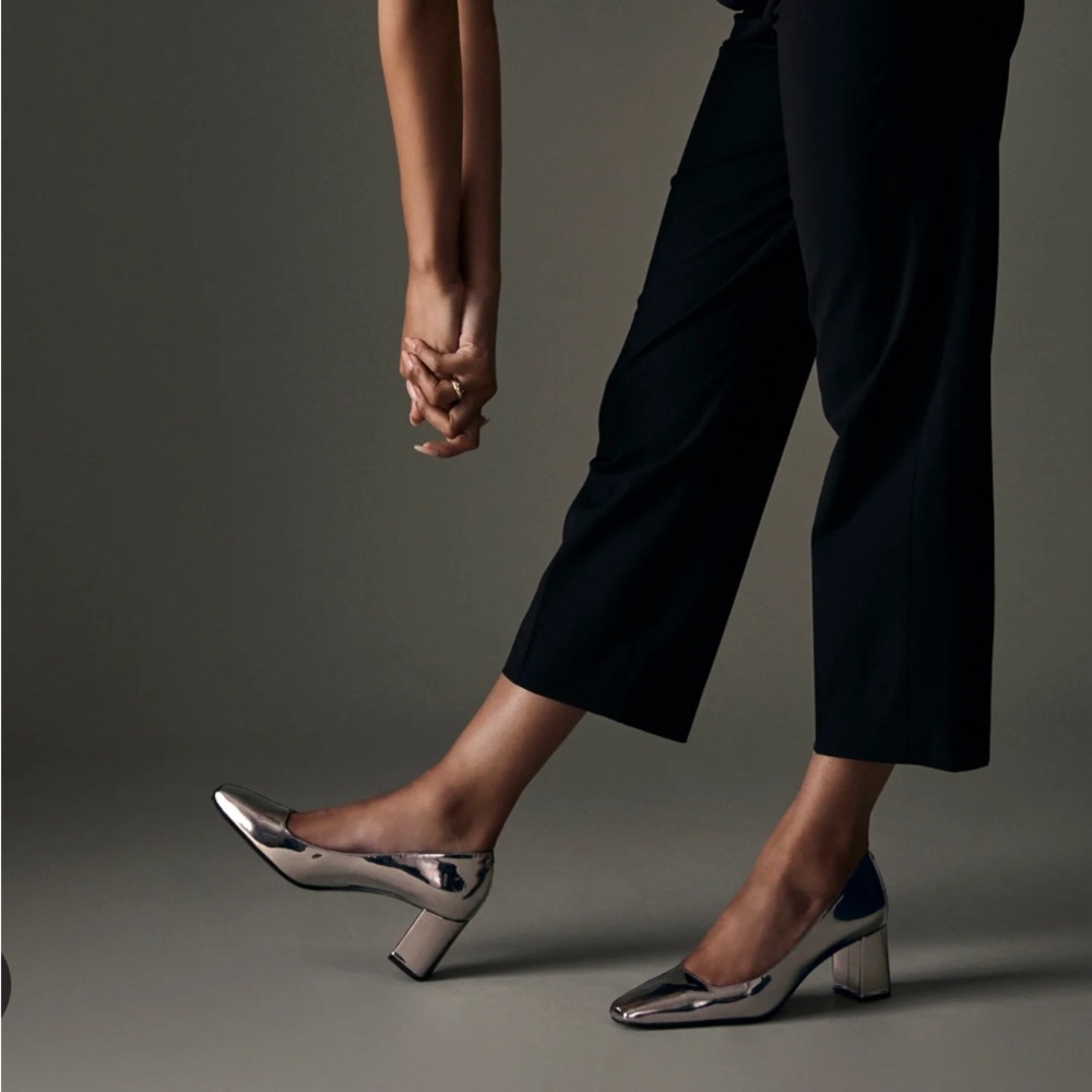 INEZ Frida NIB women’s silver block heels